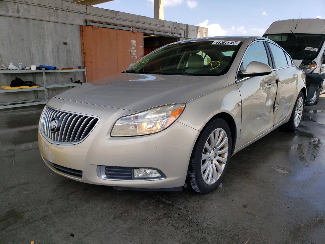 Фото 2 с аукциона – 2011 BUICK REGAL CXL с VIN 2G4GN5EC9B9184763