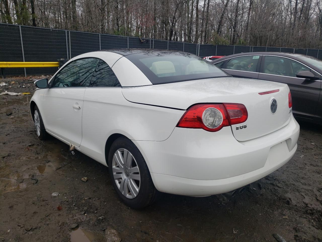 Photo 3 from auction – 2009 VOLKSWAGEN EOS TURBO with VIN WVWBA71F19V005631