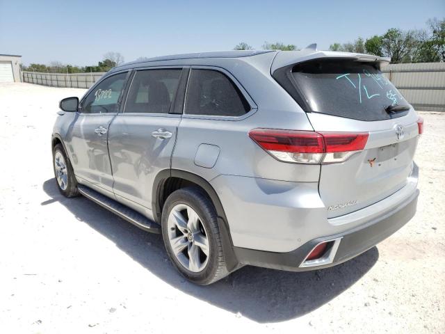 Photo 3 from auction – 2017 TOYOTA HIGHLANDER with VIN 5TDYZRFH3HS218520