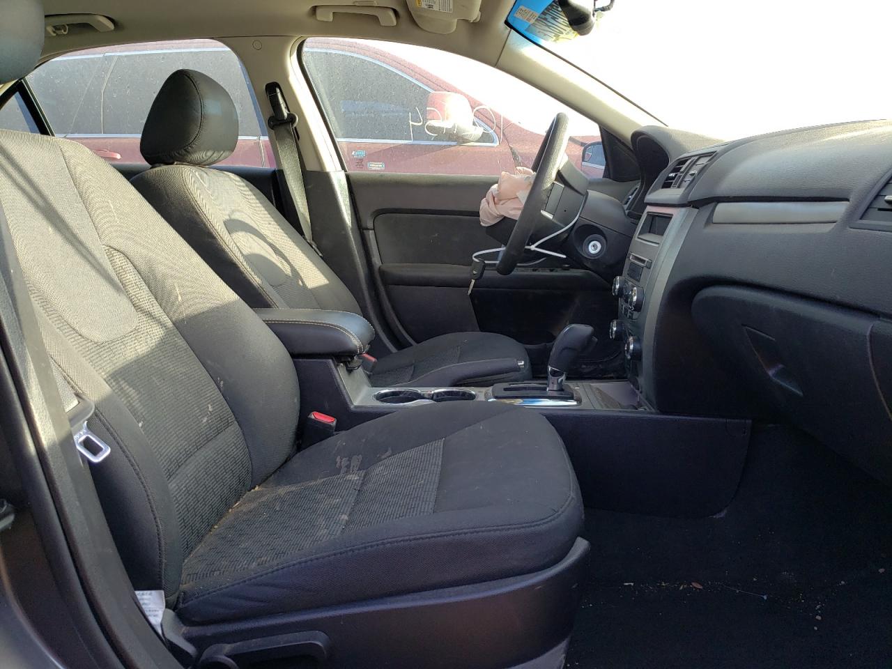 Photo 5 from auction – 2011 FORD FUSION SE with VIN 3FAHP0HA4BR291641