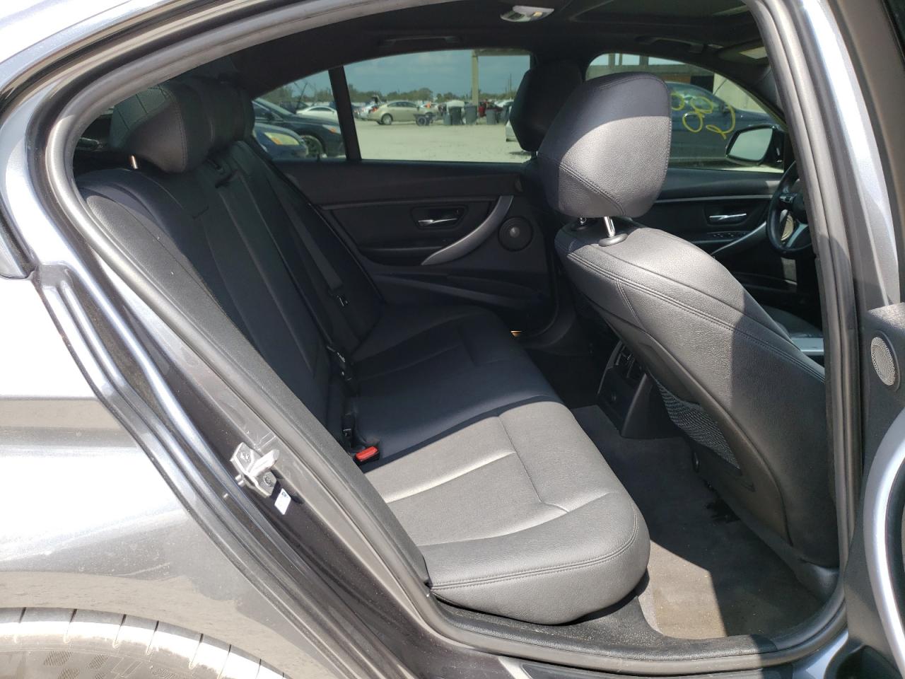 Photo 6 from auction – 2015 BMW 328 I with VIN WBA3A5C51FP604071