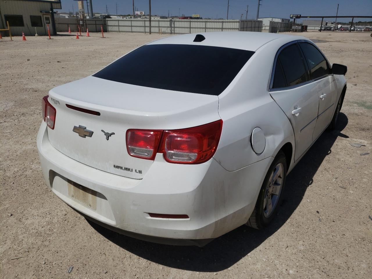 Photo 4 from auction – 2014 CHEVROLET MALIBU LS with VIN 1G11B5SL2EF190531