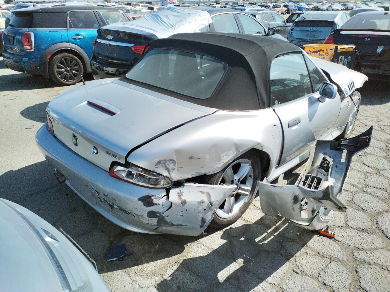 Photo 4 from auction – 2001 BMW Z3 2.5 with VIN WBACN33471LM02643