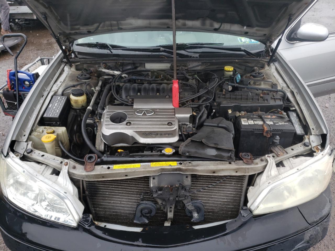 Photo 7 from auction – 2000 INFINITI I30 with VIN JNKCA31A2YT209574