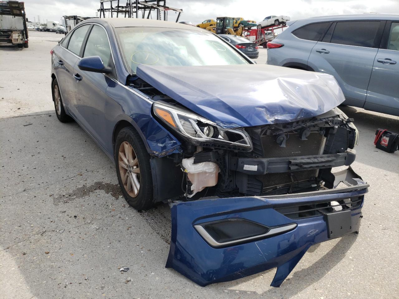 HYUNDAI SONATA SE 2016 with VIN 5NPE24AF0GH345990 - Photo from auction