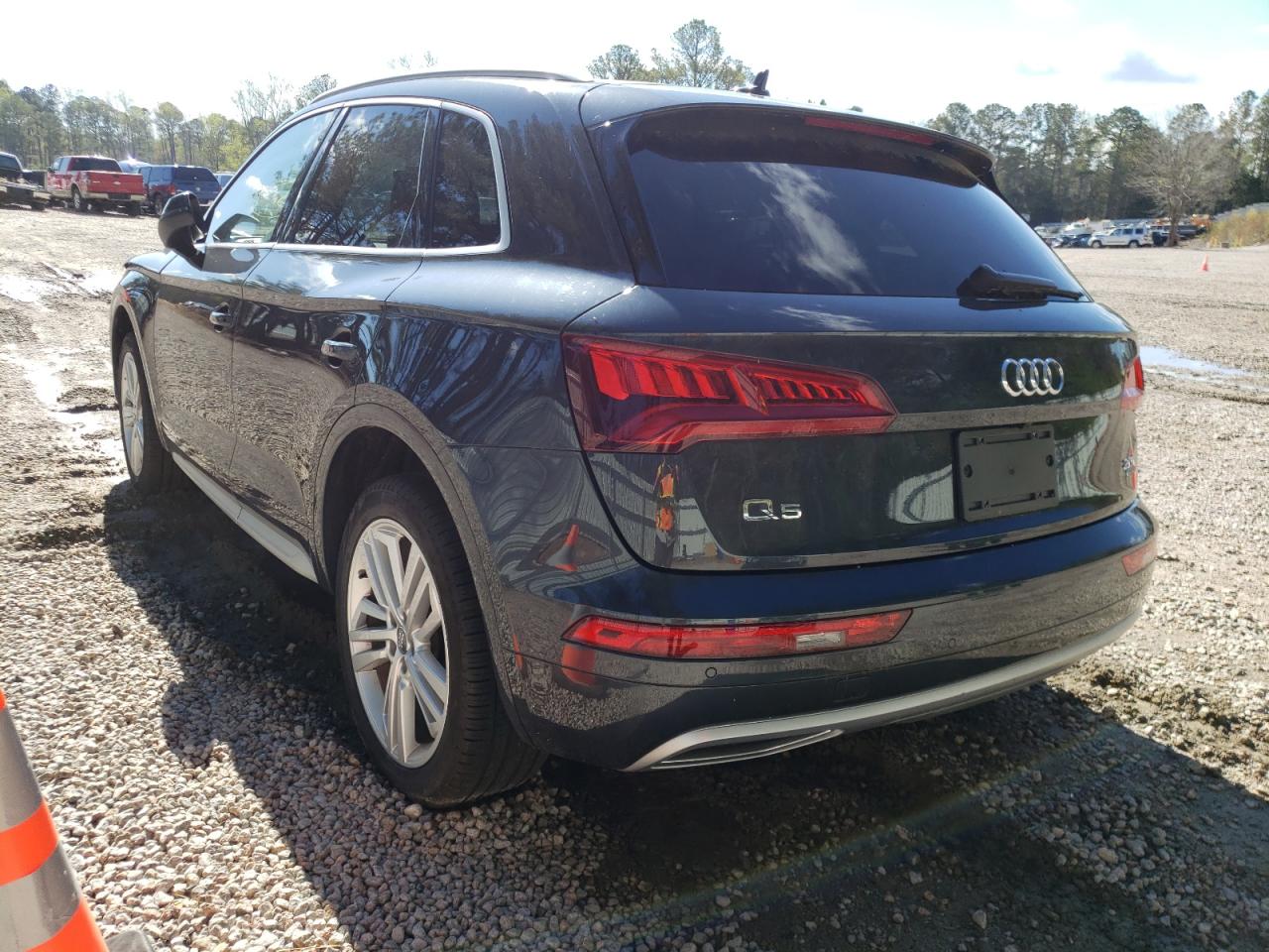 Photo 3 from auction – 2018 AUDI Q5 PREMIUM with VIN WA1BNAFY7J2134954
