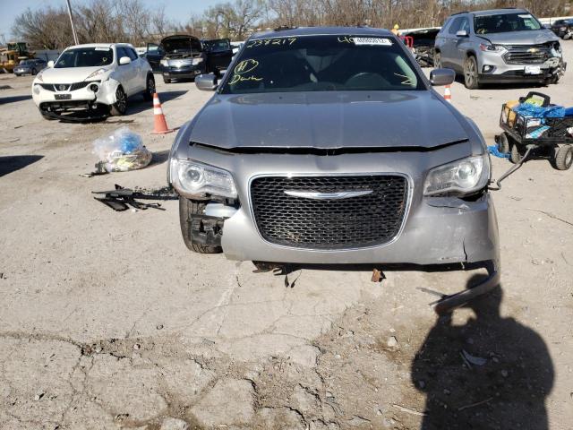 صورة رقم 9 من المزاد - 2016 CHRYSLER 300 LIMITE مع VIN 2C3CCAAG0GH238219