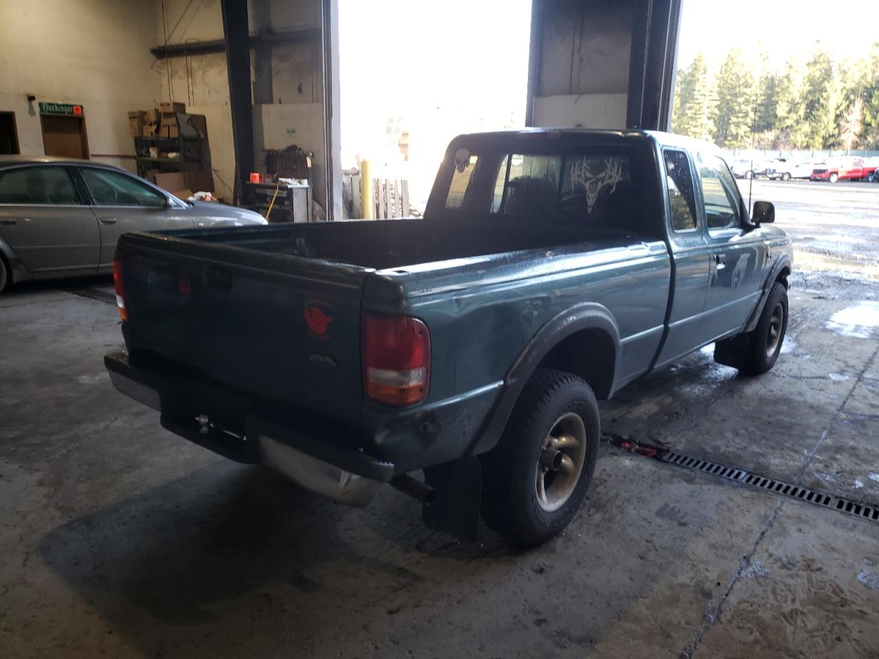 Photo 4 from auction – 1996 FORD RANGER SUP with VIN 1FTCR15U7TPB13931