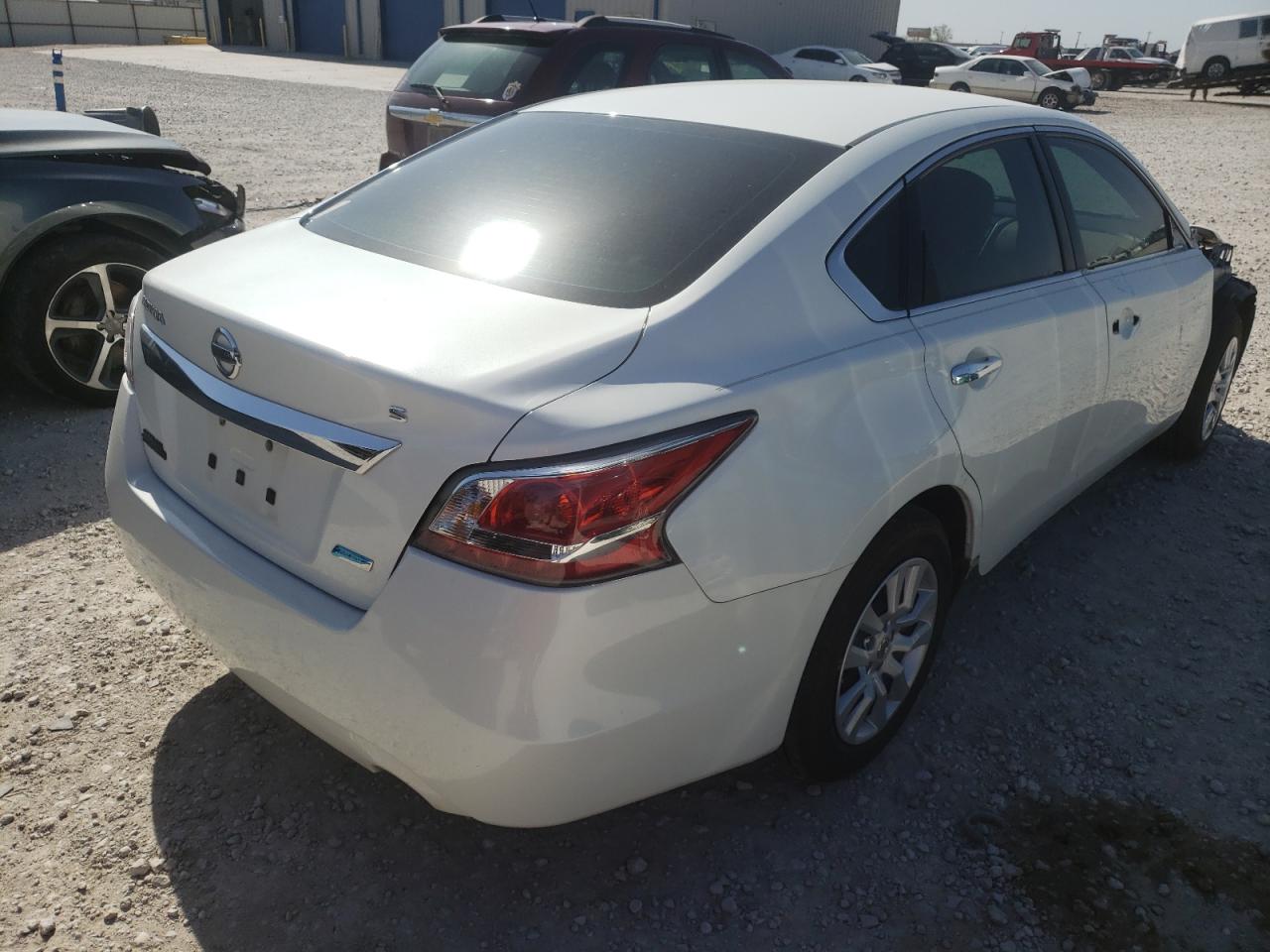 Photo 4 from auction – 2014 NISSAN ALTIMA 2.5 with VIN 1N4AL3AP1EN209692