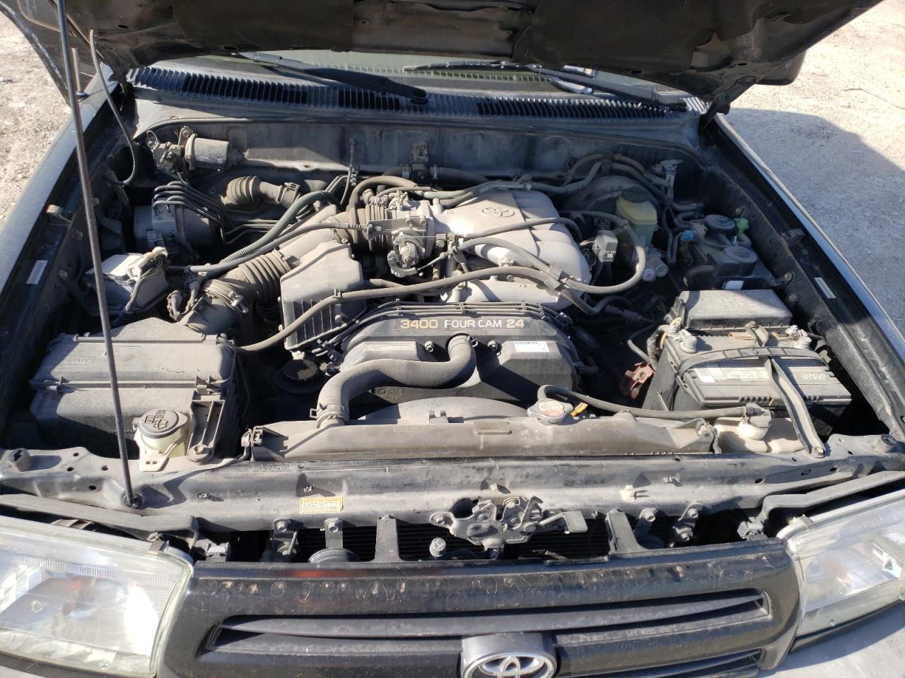 Photo 7 from auction – 1999 TOYOTA 4RUNNER SR with VIN JT3GN86R6X0097725