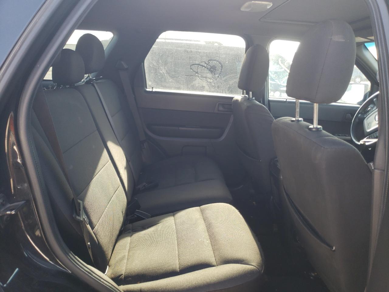 Photo 6 from auction – 2011 FORD ESCAPE XLT with VIN 1FMCU0DG3BKB78125