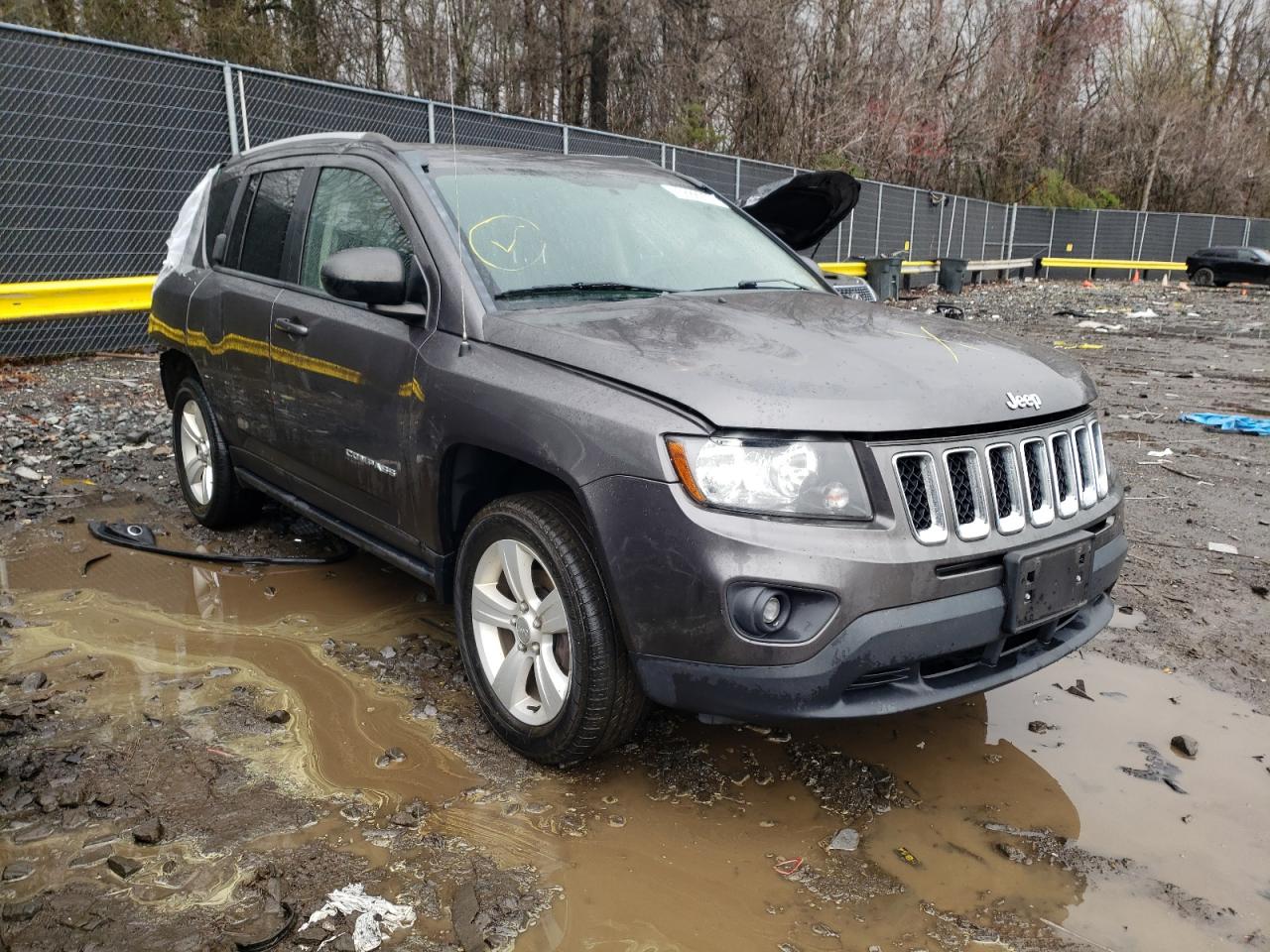 JEEP COMPASS SP 2015 with VIN 1C4NJDBB2FD316770 - Photo from auction
