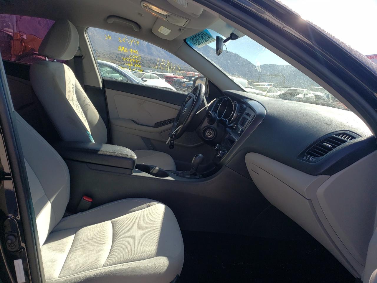 Photo 5 from auction – 2013 KIA OPTIMA LX with VIN 5XXGM4A70DG149504