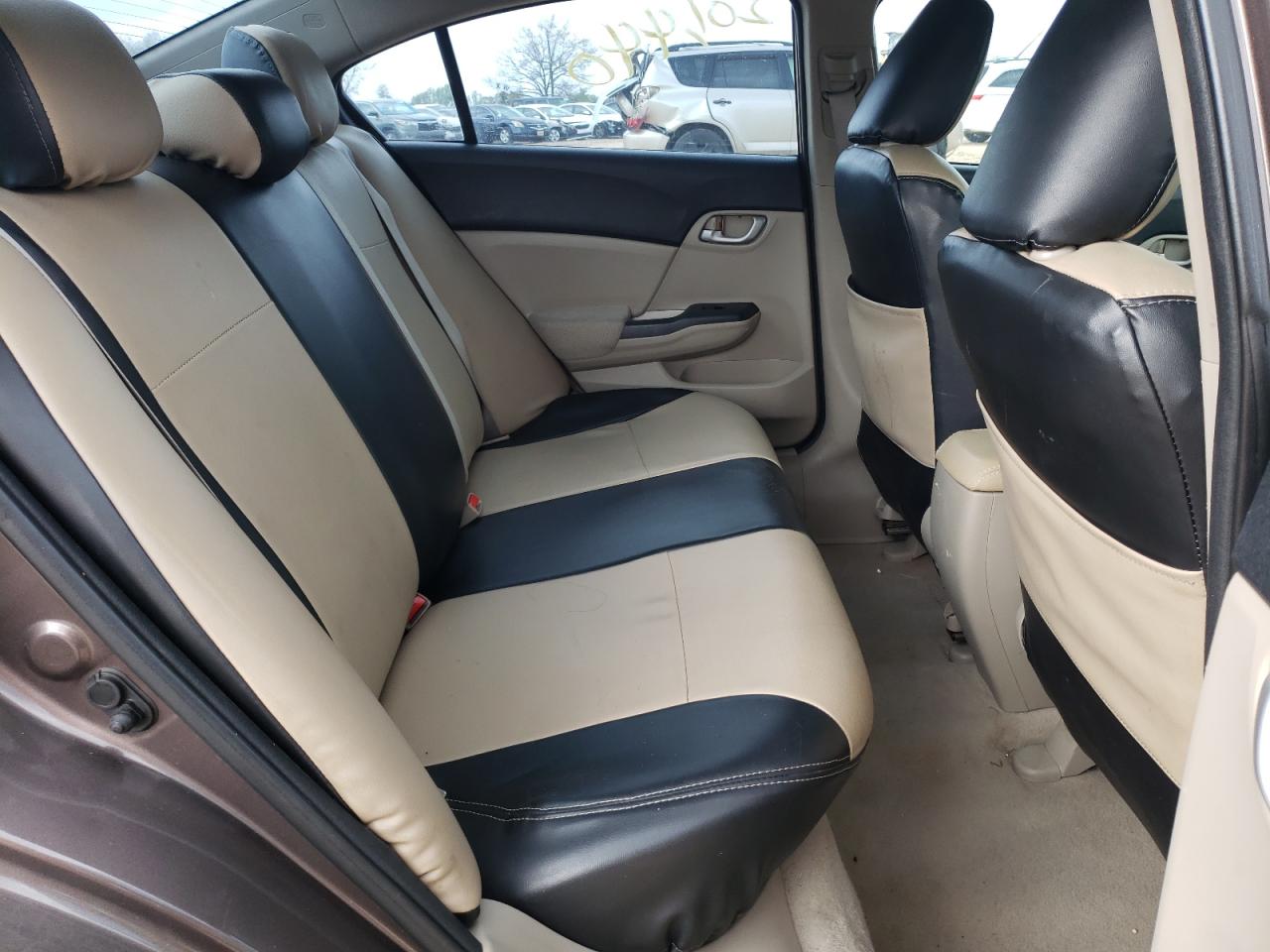 Photo 6 from auction – 2012 HONDA CIVIC LX with VIN 2HGFB2F53CH527003