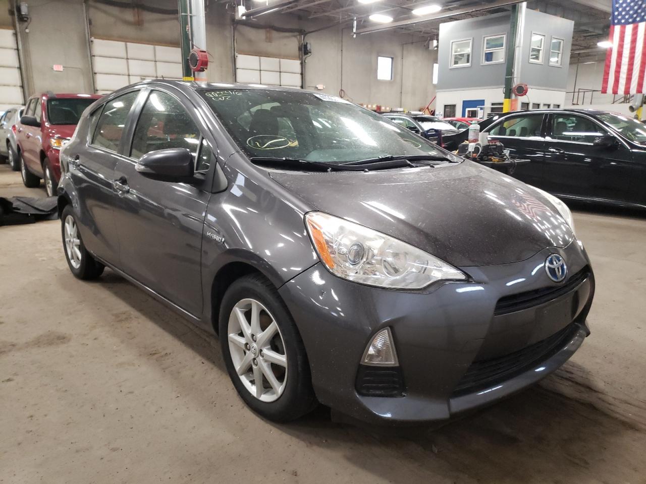 TOYOTA PRIUS C 2013 with VIN JTDKDTB37D1045216 - Photo from auction