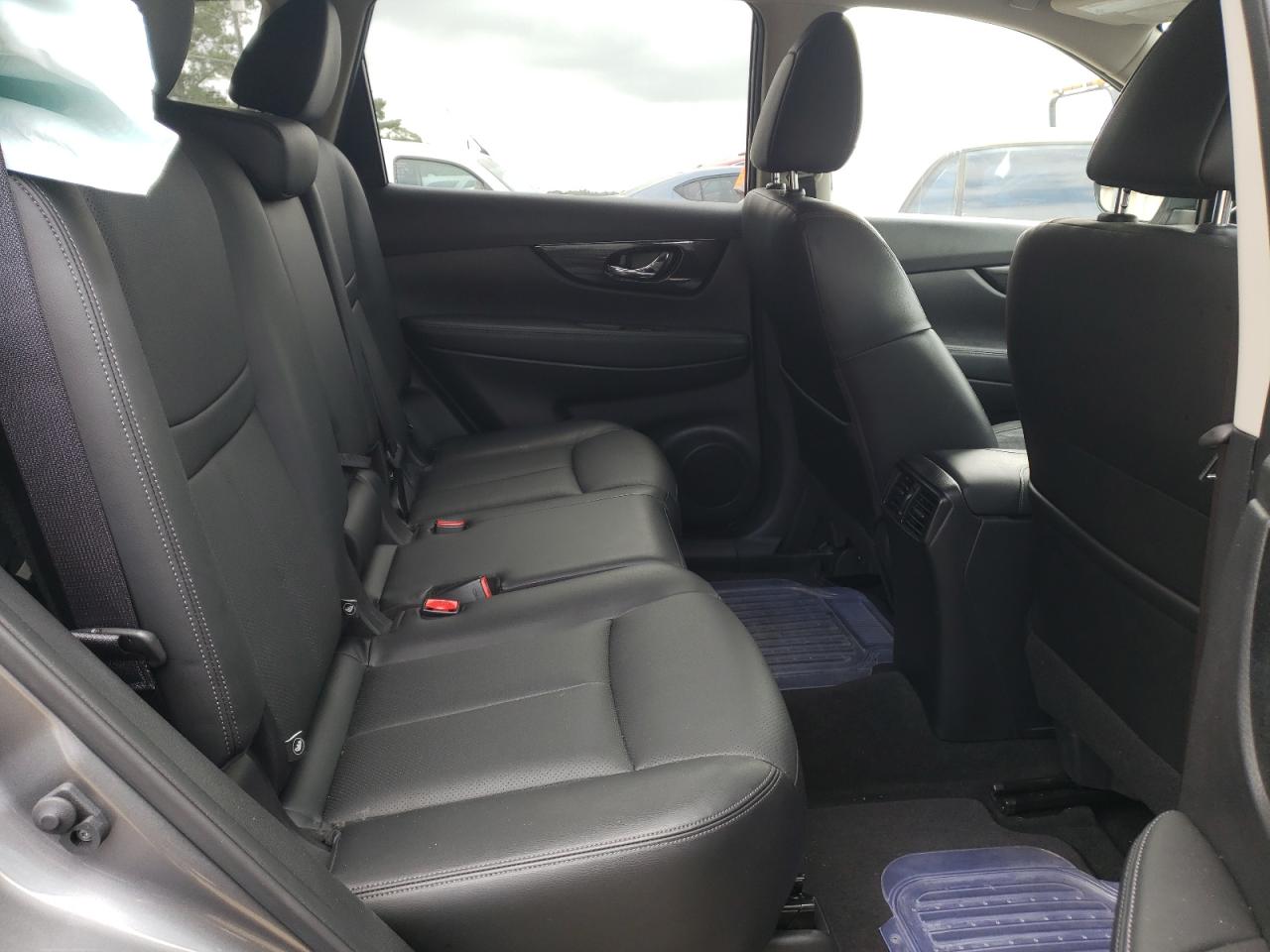 Photo 6 from auction – 2018 NISSAN ROGUE S with VIN JN8AT2MT3JW491467