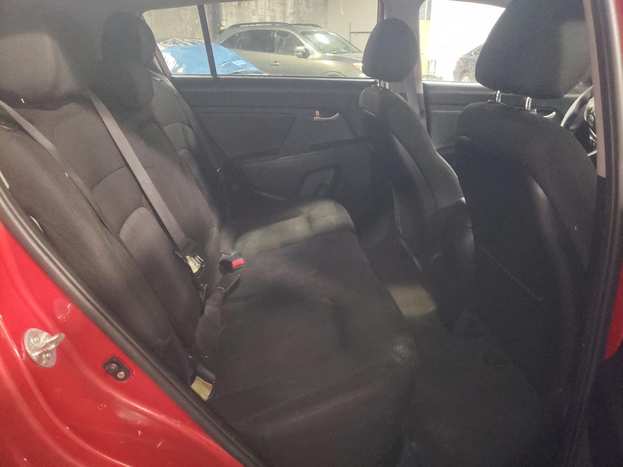 Photo 6 from auction – 2012 KIA SPORTAGE L with VIN KNDPBCA27C7262040