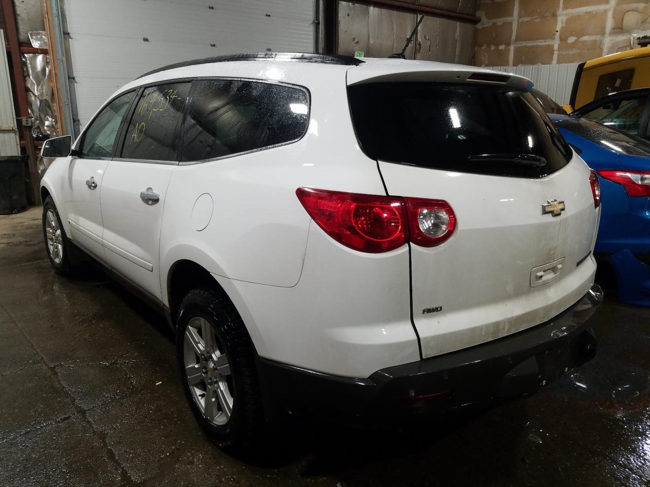 Photo 3 from auction – 2010 CHEVROLET TRAVERSE L with VIN 1GNLVGEDXAS126320