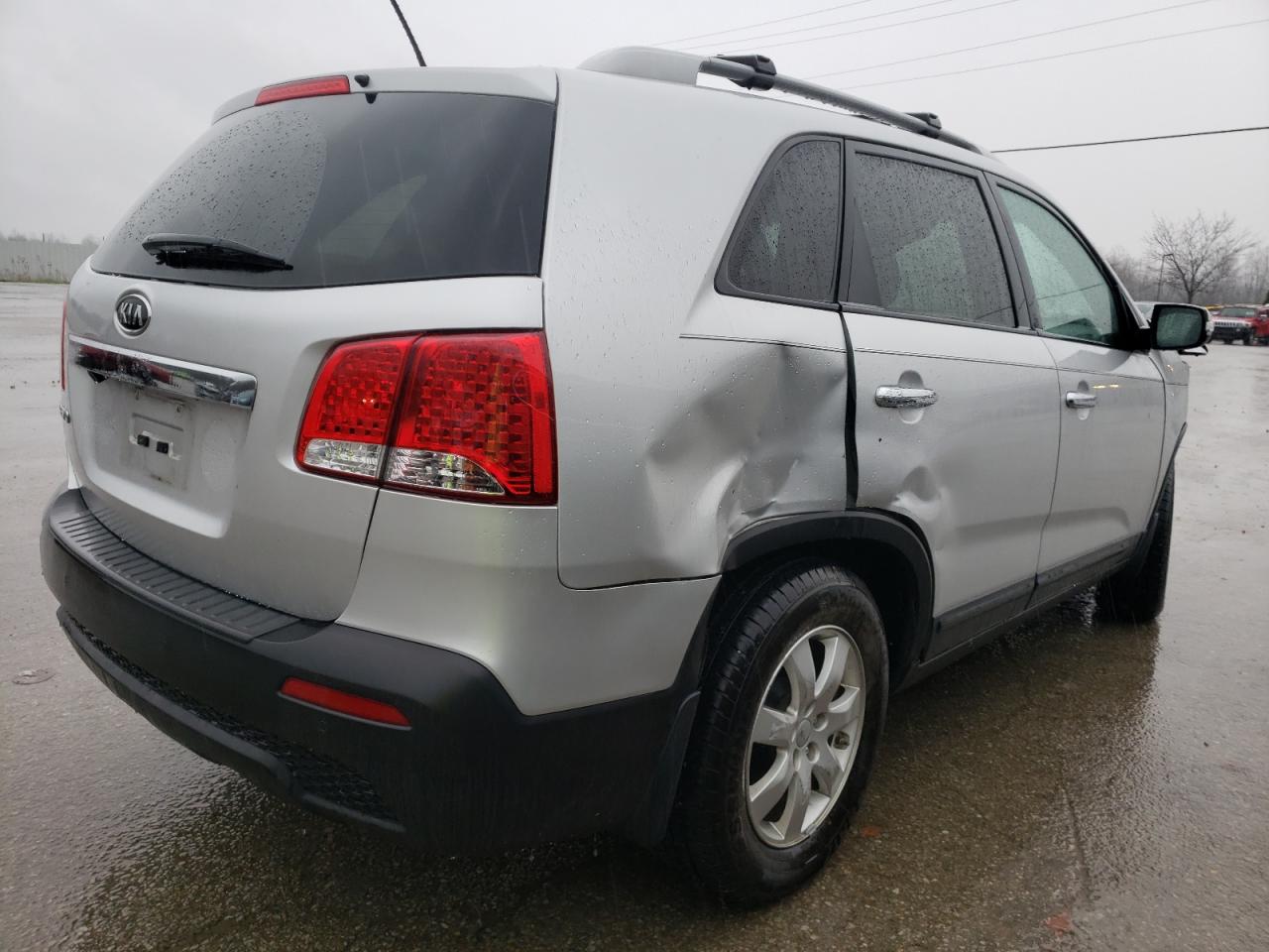 Photo 4 from auction – 2012 KIA SORENTO BA with VIN 5XYKT4A64CG251760