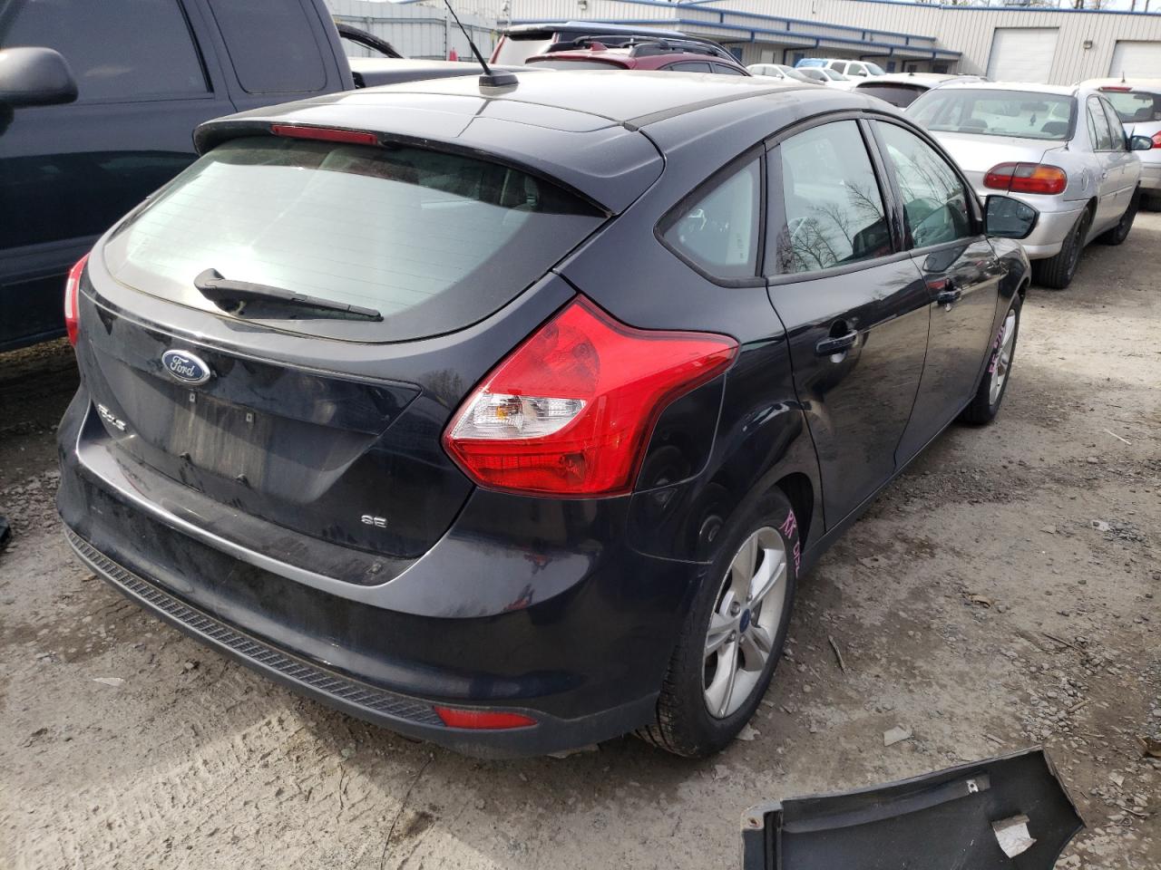 Photo 4 from auction – 2013 FORD FOCUS SE with VIN 1FADP3K27DL204950