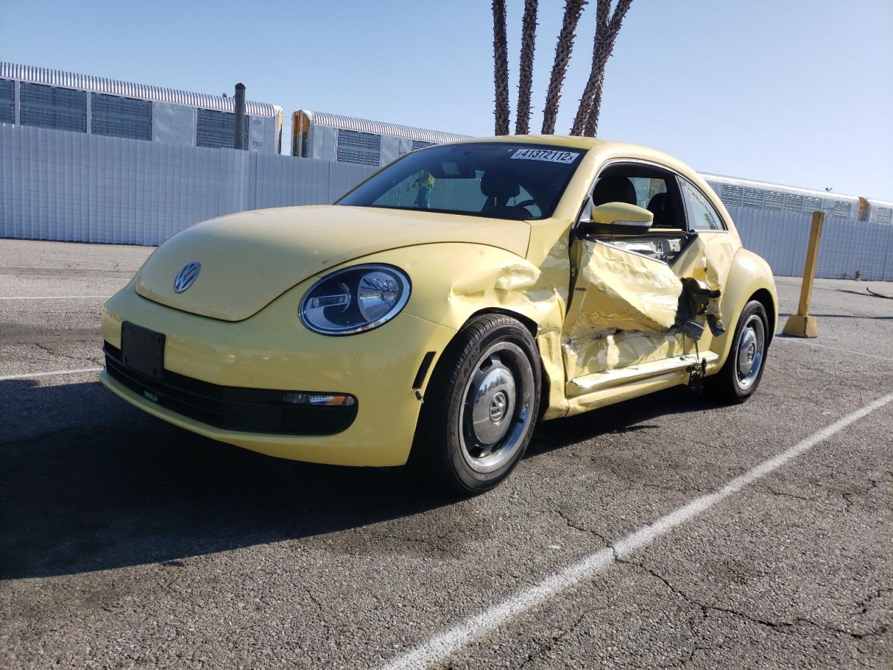 Photo 2 from auction – 2012 VOLKSWAGEN BEETLE with VIN 3VWJP7AT4CM602643