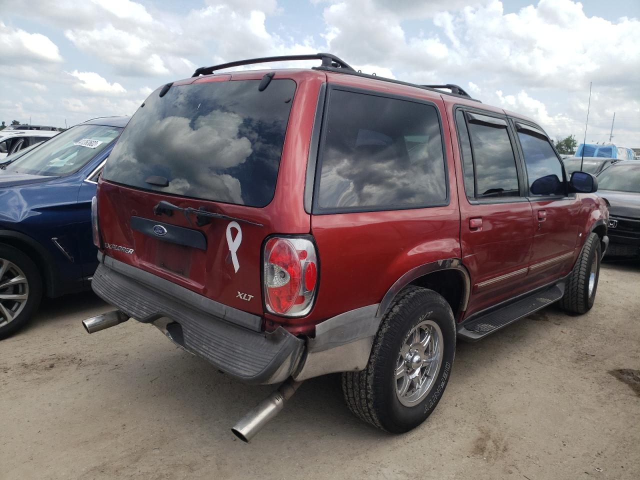 Photo 4 from auction – 1999 FORD EXPLORER with VIN 1FMZU32P4XUA05062