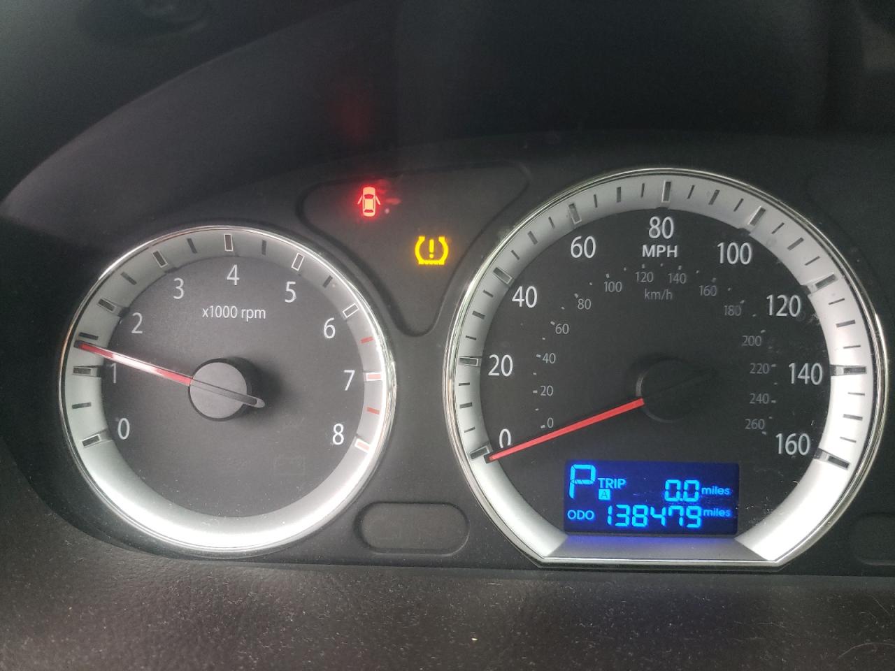Photo 8 from auction – 2009 HYUNDAI SONATA SE with VIN 5NPEU46FX9H457072