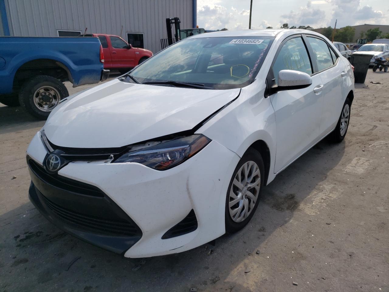 Photo 2 from auction – 2018 TOYOTA COROLLA L with VIN 2T1BURHE0JC989538