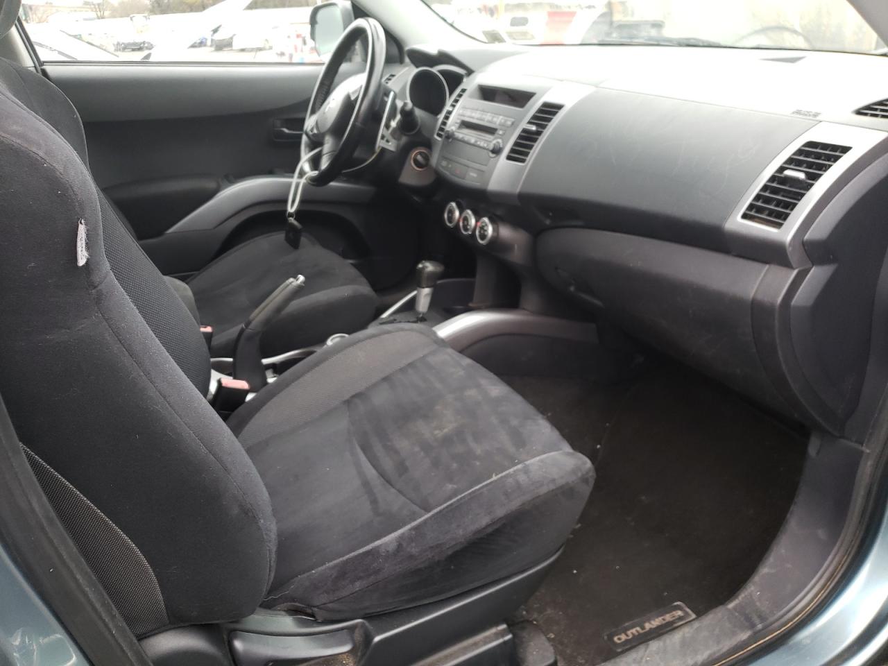 Photo 5 from auction – 2007 MITSUBISHI OUTLANDER with VIN JA4MT41X77U010873