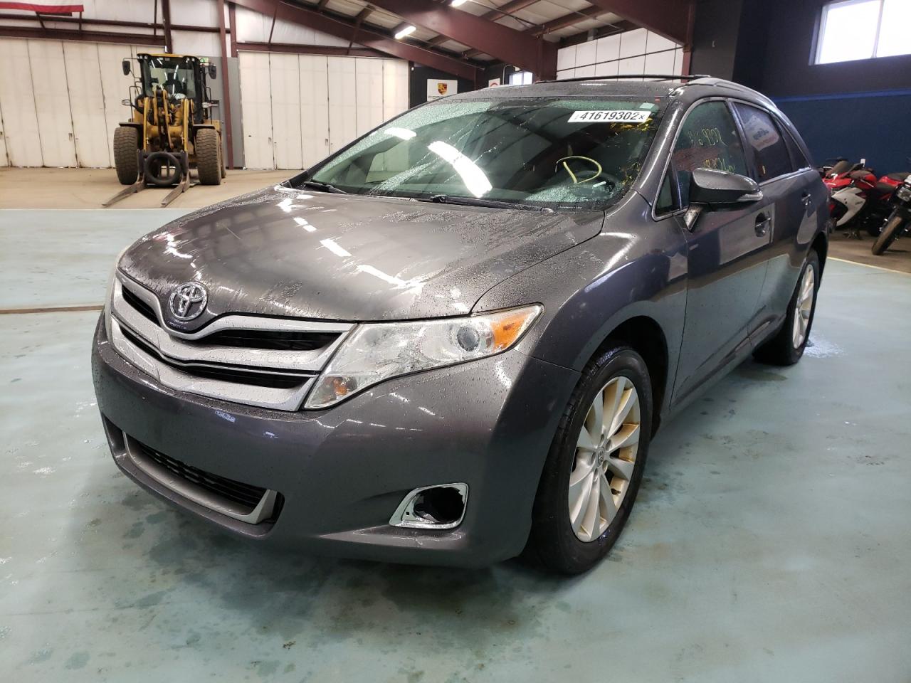 Photo 2 from auction – 2013 TOYOTA VENZA LE with VIN 4T3BA3BB0DU035449