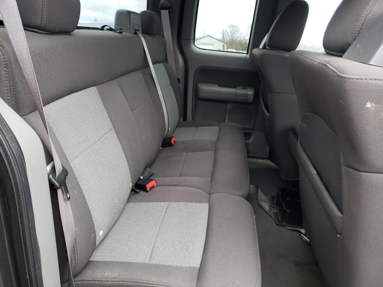 Photo 6 from auction – 2006 FORD F150 with VIN 1FTPX14526NB02434