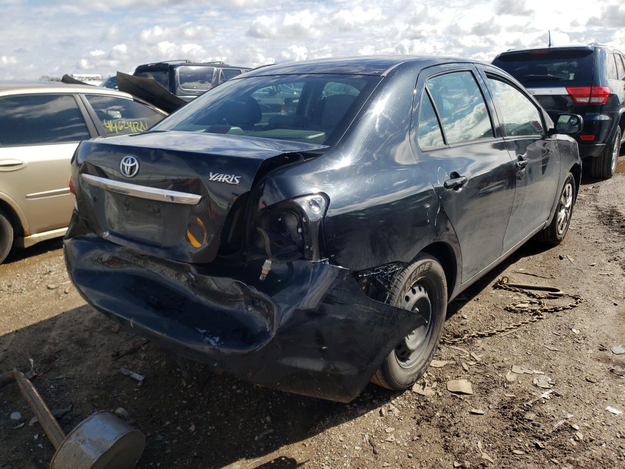 Photo 4 from auction – 2012 TOYOTA YARIS with VIN JTDBT4K35CL011352