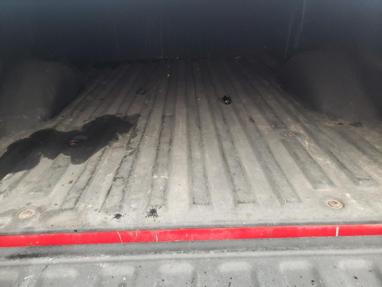 Photo 6 from auction – 2004 FORD F150 with VIN 1FTRF12W54NA84774