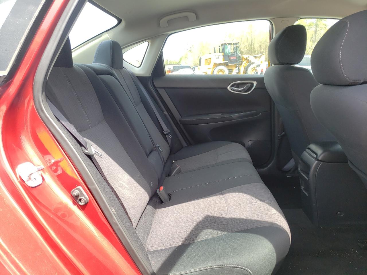 Photo 6 from auction – 2015 NISSAN SENTRA S with VIN 3N1AB7AP4FL664481