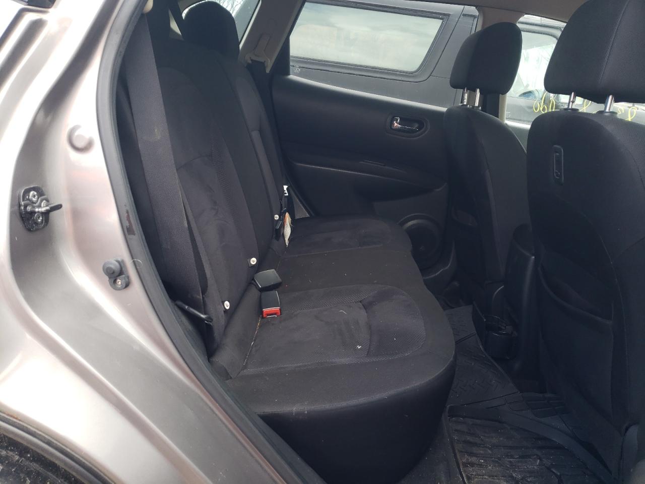 Photo 6 from auction – 2013 NISSAN ROGUE S with VIN JN8AS5MT9DW033683