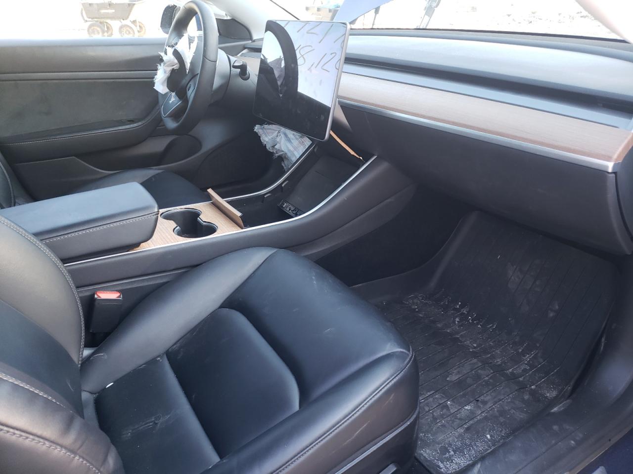 Photo 5 from auction – 2020 TESLA MODEL 3 with VIN 5YJ3E1EC4LF586862