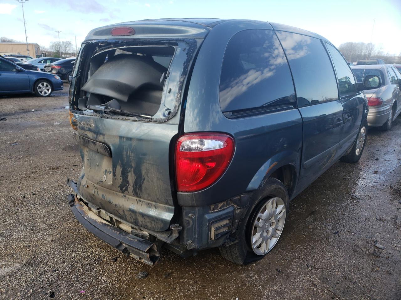 Zdjęcie 4 z aukcji – 2006 DODGE CARAVAN SE z VIN 1D4GP25R36B738727