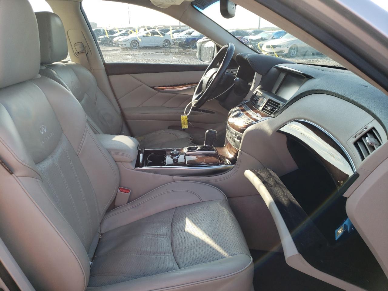 Photo 5 from auction – 2011 INFINITI M37 with VIN JN1BY1AP6BM322689