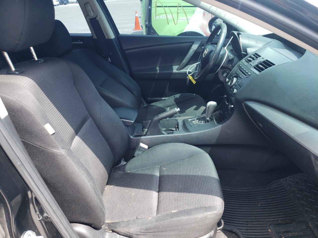 Photo 5 from auction – 2012 MAZDA 3 I with VIN JM1BL1V77C1533215