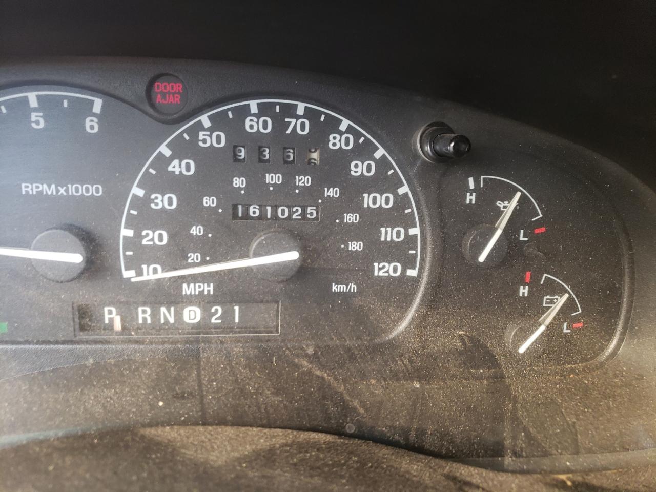 Photo 8 from auction – 2000 FORD EXPLORER L with VIN 1FMDU85P3YZA26623