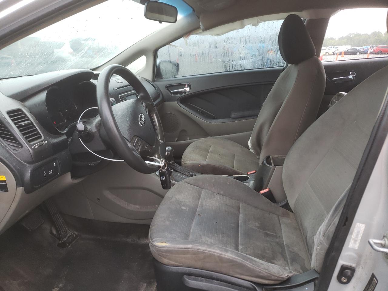 Photo 5 from auction – 2014 KIA FORTE LX with VIN KNAFX4A69E5206439