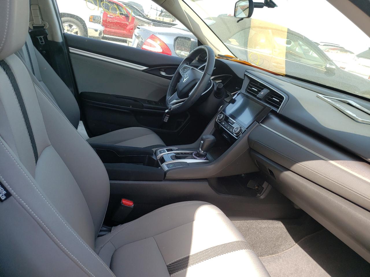 Photo 5 from auction – 2016 HONDA CIVIC EX with VIN 19XFC2F73GE229176