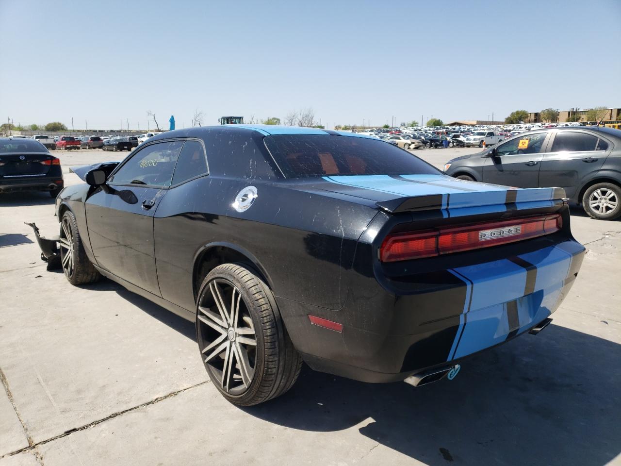 Photo 3 from auction – 2014 DODGE CHALLENGER with VIN 2C3CDYAG1EH126712