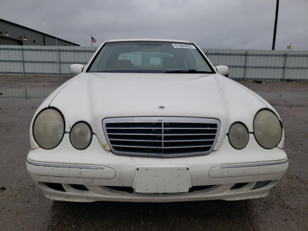 Photo 9 from auction – 2002 MERCEDES-BENZ E 320 with VIN WDBJF65J22B490728