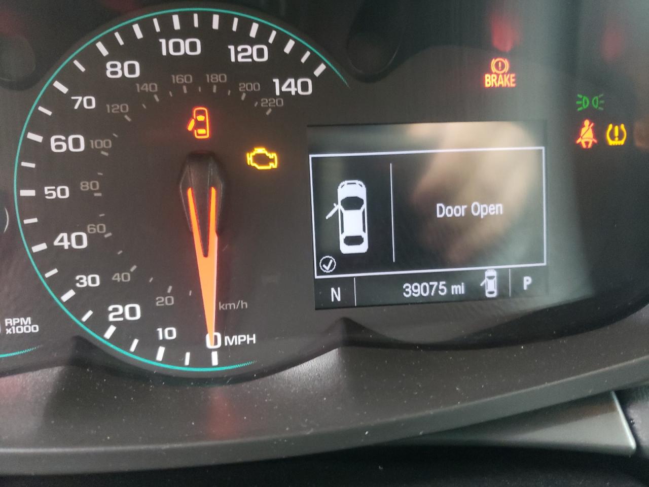 Photo 8 from auction – 2020 CHEVROLET TRAX LS with VIN 3GNCJNSB0LL239164