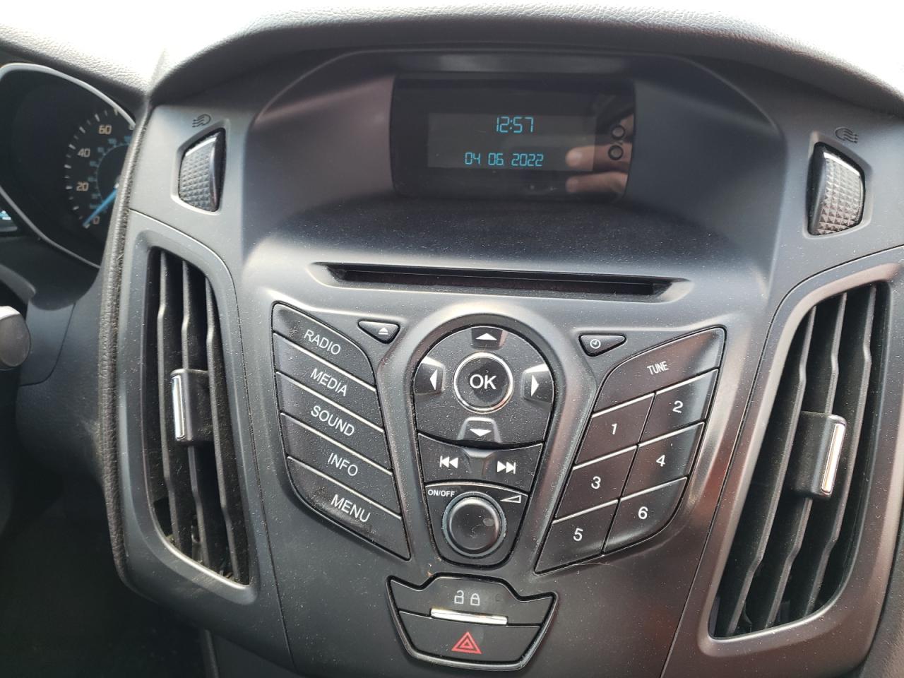 Photo 9 from auction – 2014 FORD FOCUS S with VIN 1FADP3E20EL220260