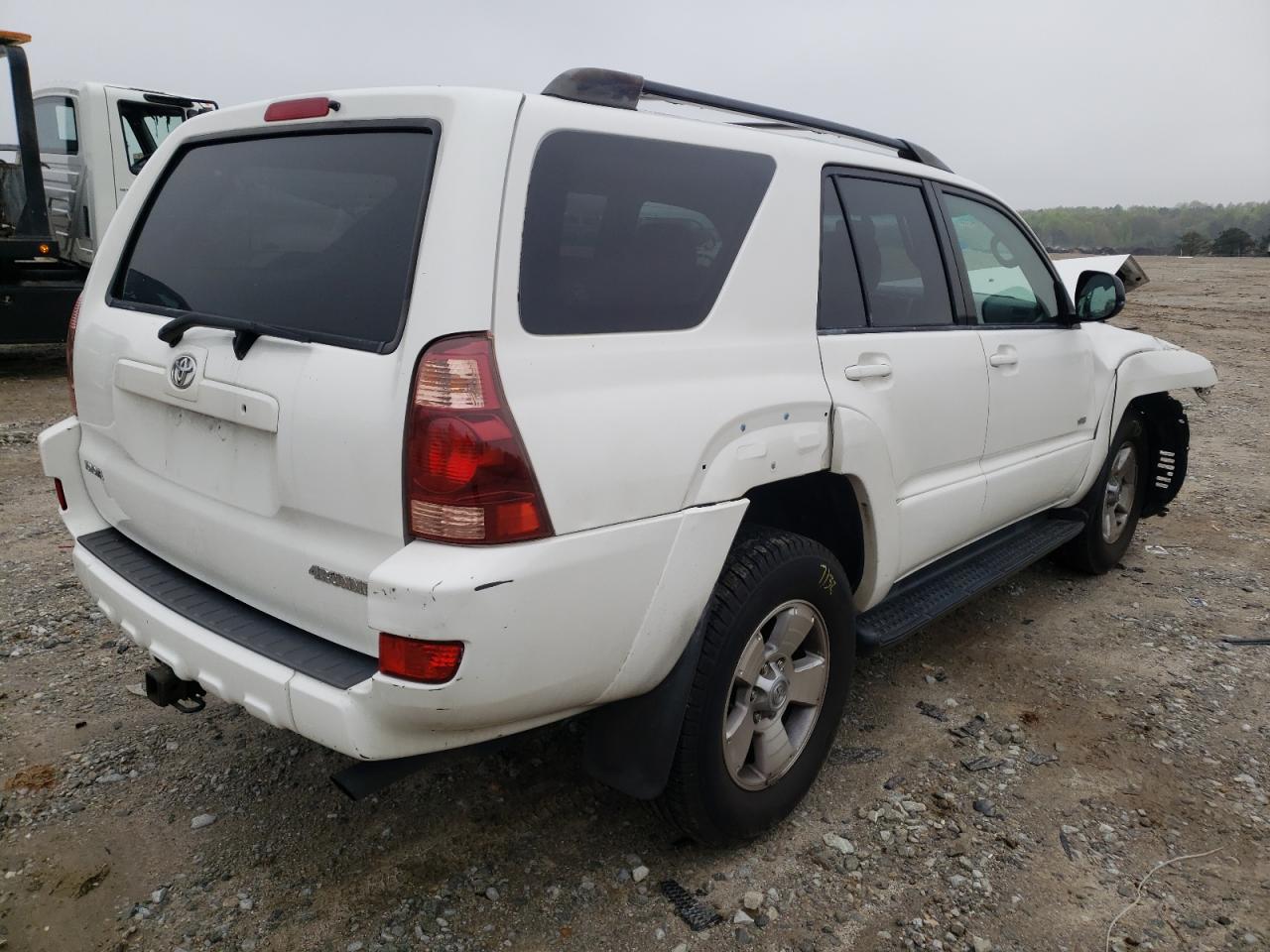 Photo 4 from auction – 2005 TOYOTA 4RUNNER SR with VIN JTEZU14R850053123