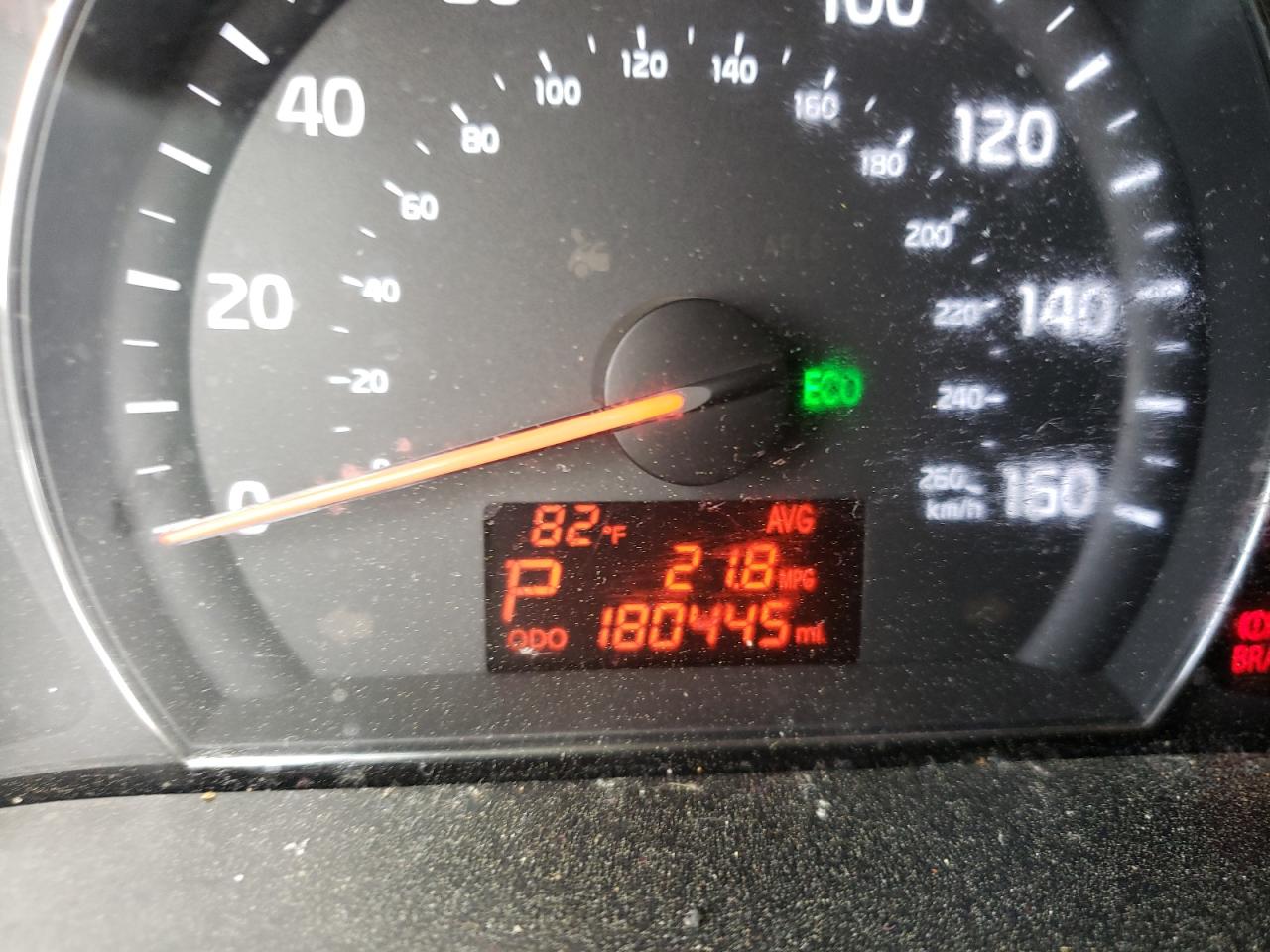 Photo 8 from auction – 2014 KIA SORENTO LX with VIN 5XYKT3A67EG541956