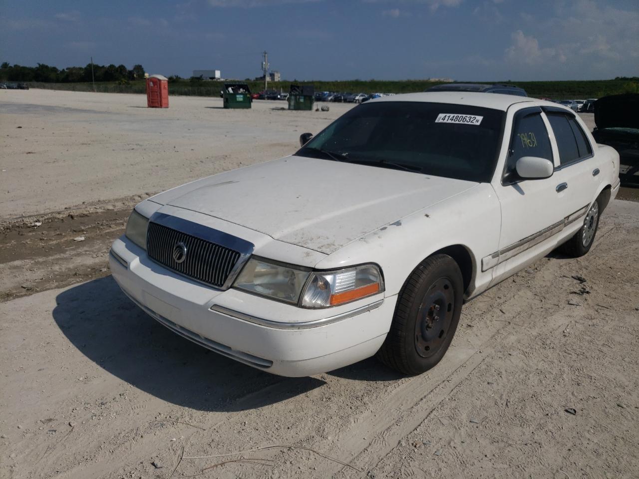 Photo 2 from auction – 2003 MERCURY GRAND MARQ with VIN 2MEFM74W63X692744