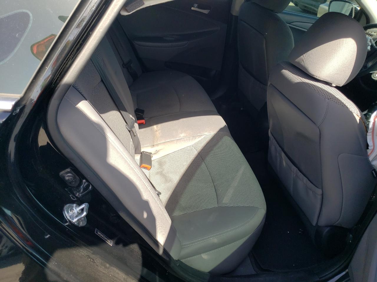 صورة رقم 6 من المزاد - 2012 HYUNDAI SONATA GLS مع VIN 5NPEB4AC2CH450451